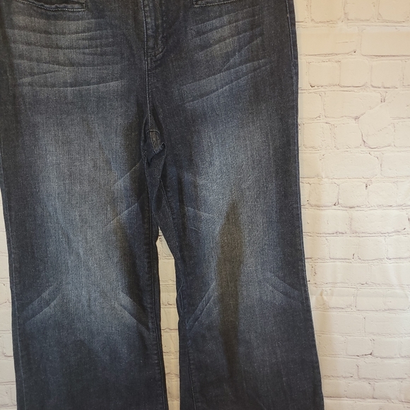 Mossimo Flare Leg Jeans - Picture 6 of 7
